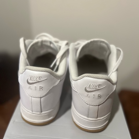 Nike Air Force 1 '07 - White/White-Gum Light Brown - Picture 4 of 5